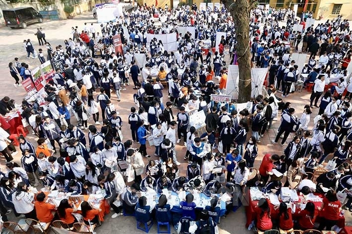 Hơn 2.000 học sinh Chí Linh dự ngày hội tư vấn tuyển sinh - hướng nghiệp năm 2023